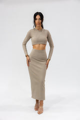TAN LONG SLEEVE CROP